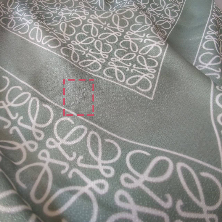 روسری سی اسکارف طرح دار